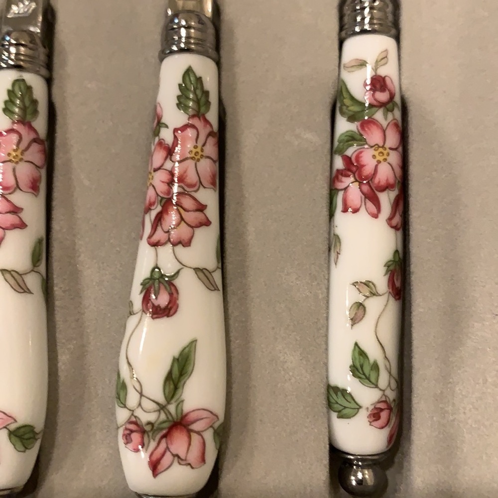 New Dessert Forks - Picture 3 of 4